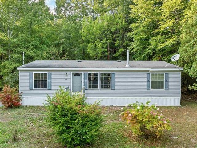 House for sale in Milton, Strafford County