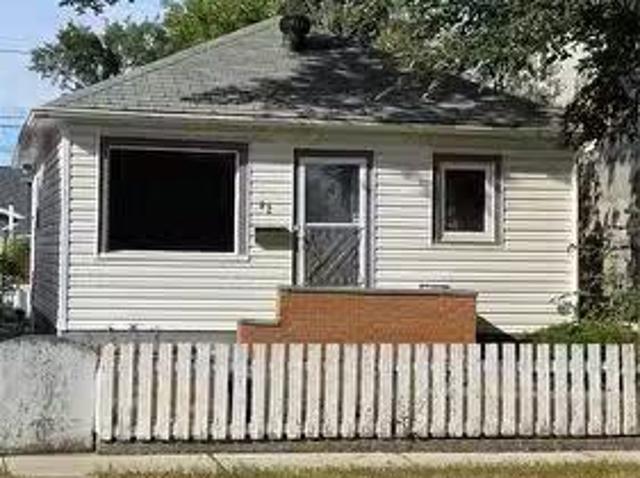 House for sale in Moose Jaw, Saskatchewan