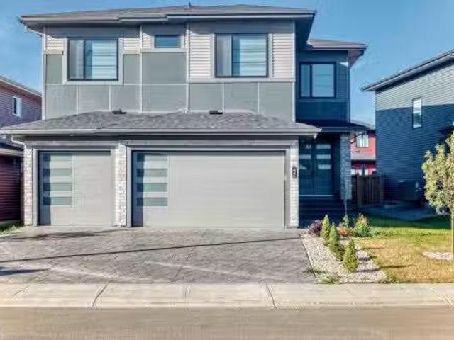 House for sale in Spruce Grove, Alberta