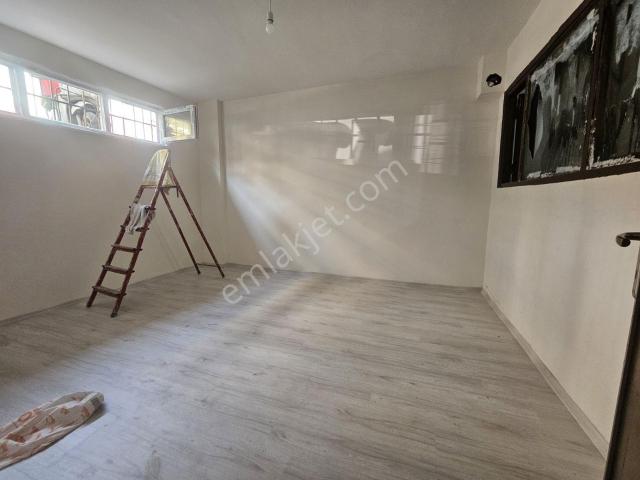 100. Yıl Mahallesi, Bağcılar içerisinde kiralık mülk