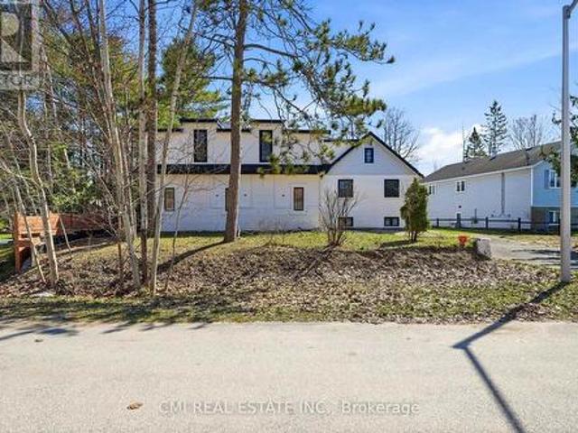 House for sale in Wasaga Beach, Ontario