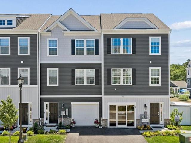 Townhouse for sale in Indianola Upland, Ocean Township
