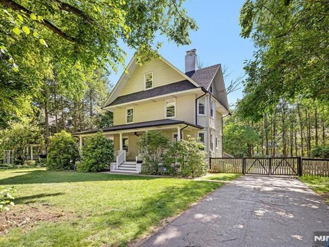 House for sale in Glen Rock, New Jersey
