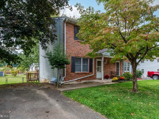 Townhouse for sale in Mountville, Pennsylvania