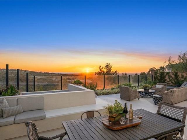 Condo for sale in Turtle Ridge, Irvine