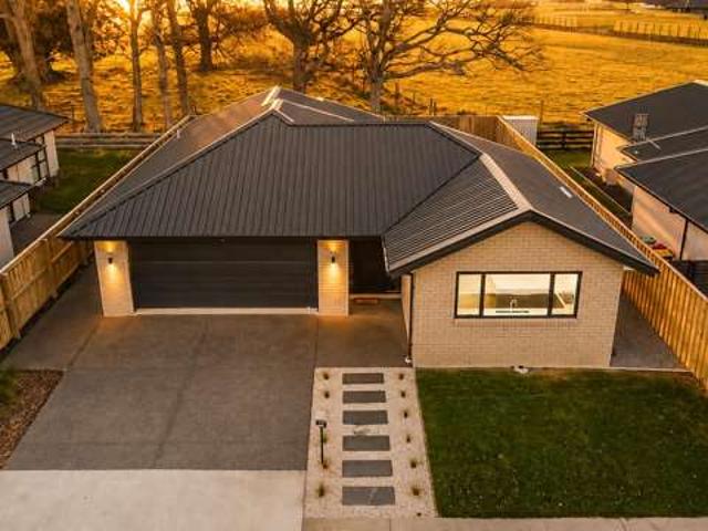 House for sale in Woodend, Canterbury