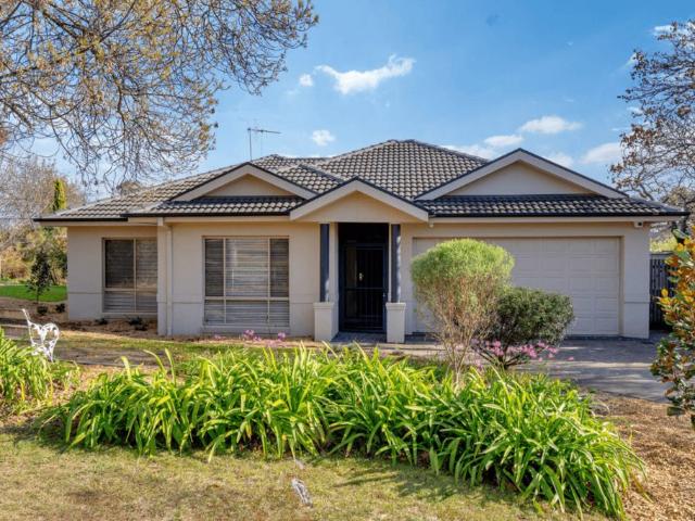 House for rent in Woden, Australian Capital Territory