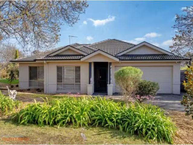 House for rent in Woden, Australian Capital Territory