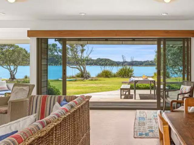 House for sale in Kawau Island