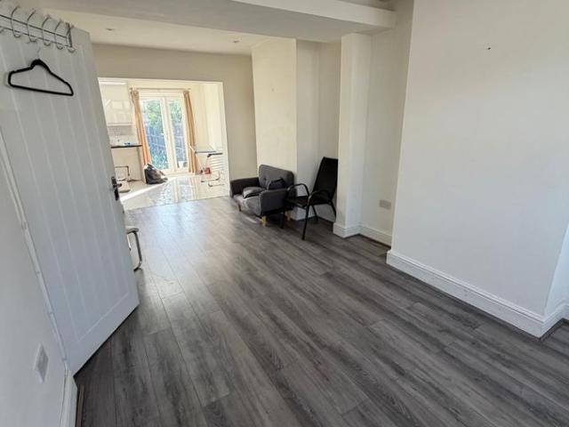 House for rent in Ardleigh Green, Greater London