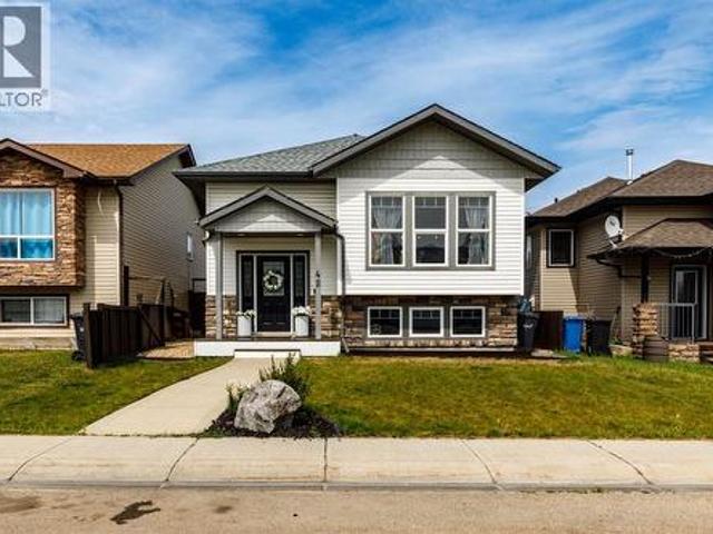 House for sale in Penhold, Alberta