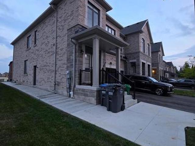 House for rent in Georgina, Ontario