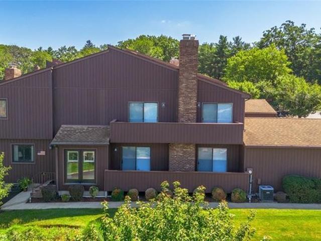 Condo for sale in Cedar Grove, New Jersey
