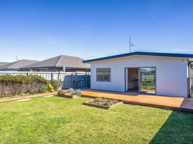 House for sale in Pegasus, Canterbury