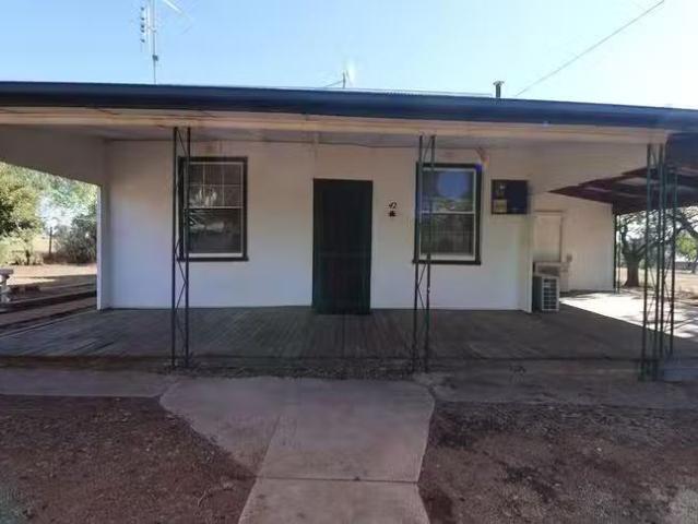 House for rent in Coolamon, New South Wales