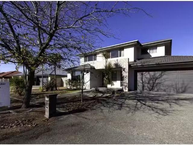 House for rent in Mckellar, Australian Capital Territory