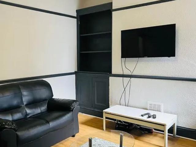 House for rent in Kensington, Calderstones