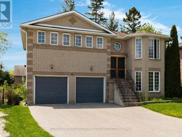 House for sale in Barrie, Ontario