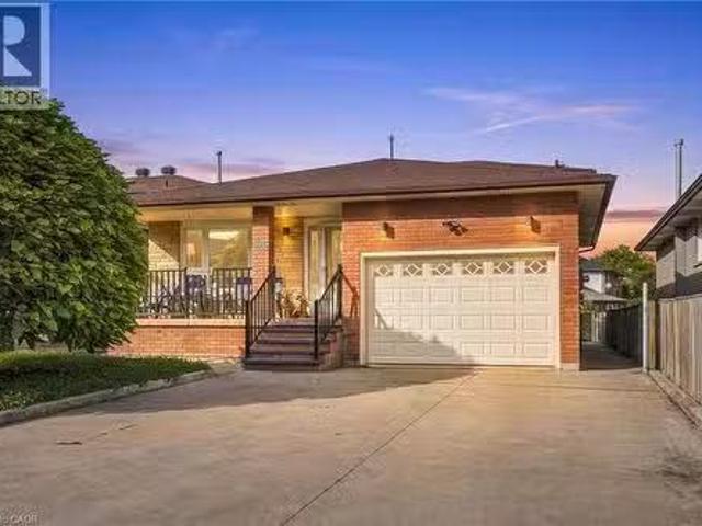 House for sale in Ancaster, Ontario
