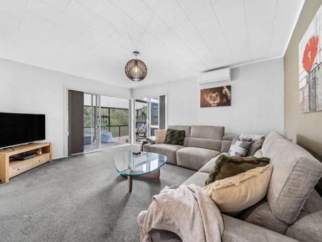 House for sale in Sunnynook, Devonport-Takapuna