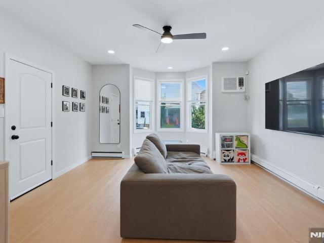 House for sale in Bloomfield, New Jersey