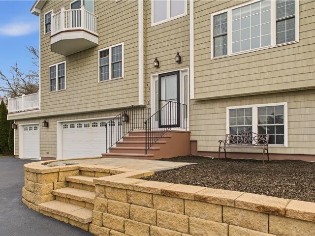 House for sale in Tiverton, Rhode Island