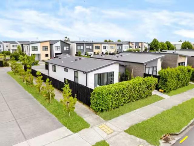 House for sale in Papakura