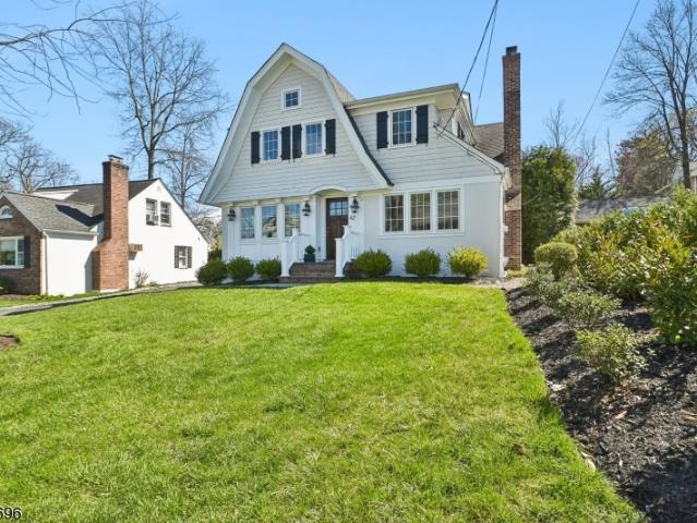House for sale in Summit, New Jersey