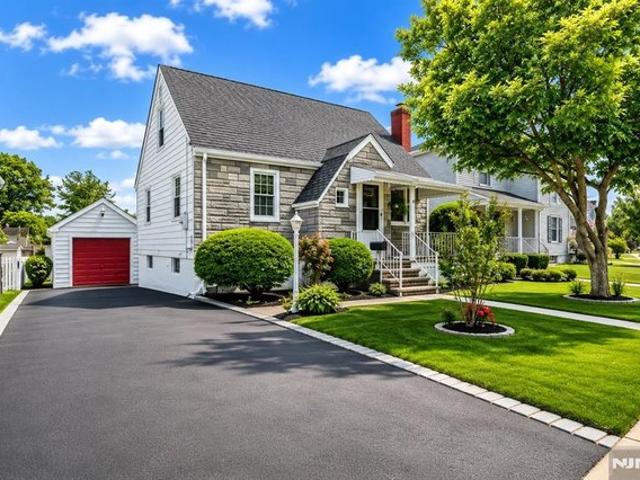 House for sale in Lodi, New Jersey
