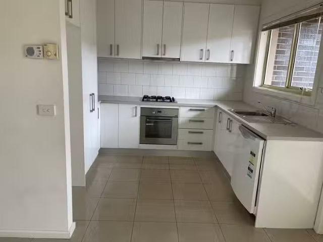 House for rent in Newport