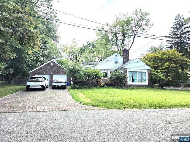 House for sale in Haworth, New Jersey
