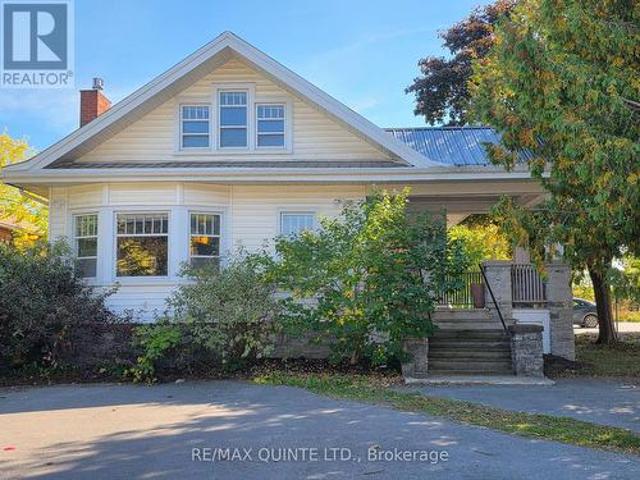 Commercial for rent in Wellington, Ontario