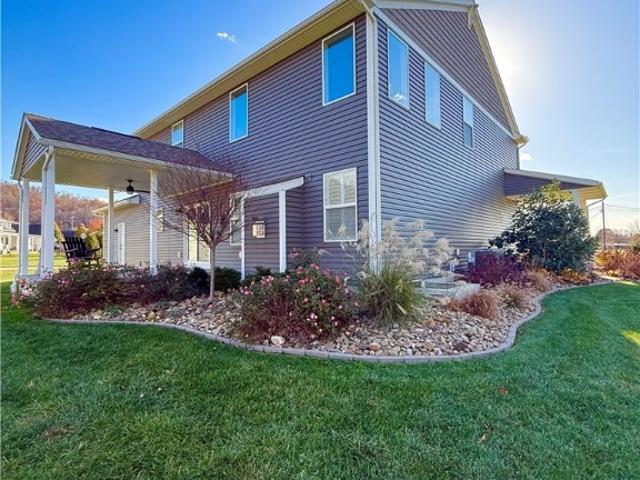 House for sale in Saint Marys, West Virginia