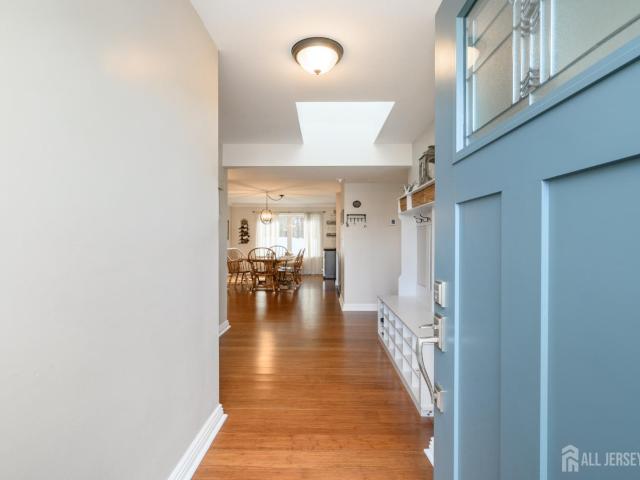 House for sale in Cliffwood, New Jersey