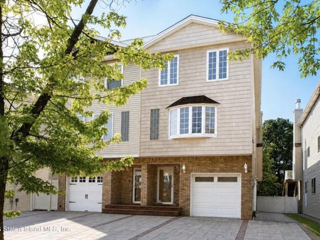 House for sale in Arverne, New York