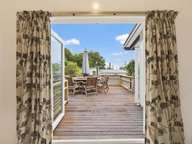 House for sale in Gore Bay, Canterbury