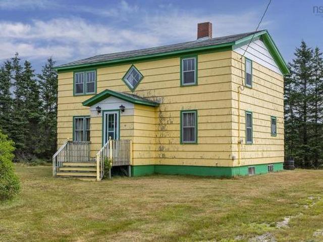 House for sale in Moser River, Nova Scotia
