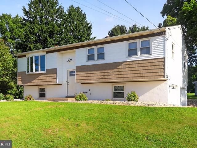 House for sale in Dover, Pennsylvania