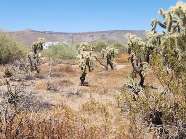 Land for sale in New River, Arizona