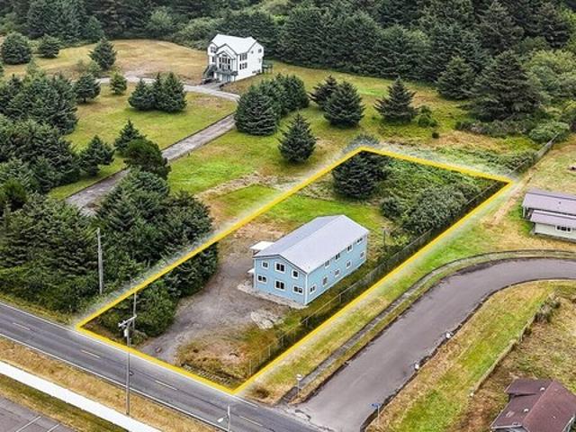 House for sale in Moclips, Washington