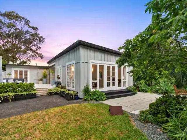 House for sale in Paremoremo, Oroua County