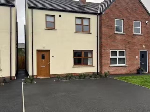 House to rent in Carrickmacross, Ulster