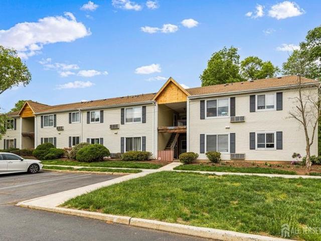Condo for sale in Franklin, New Jersey