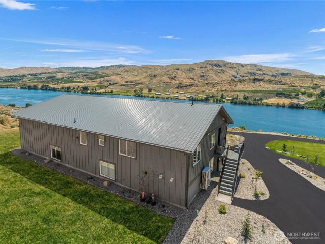 House for sale in Pateros, Washington