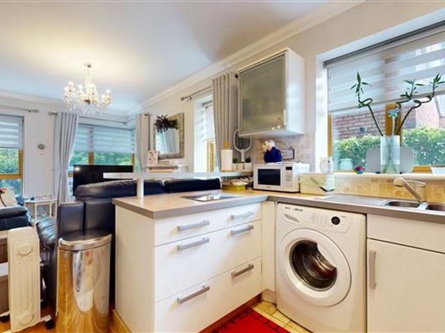 Terraced House for sale
