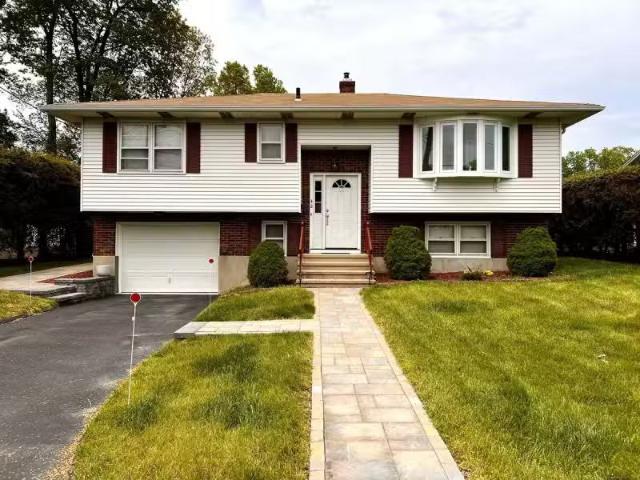 House for rent in Waterbury