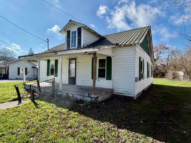 House for sale in Brodhead, Kentucky