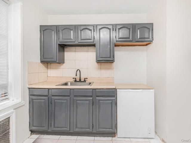 Property for sale in Glenwood, New York
