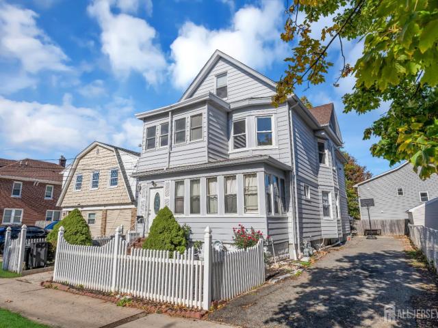 House for sale in Carteret, New Jersey