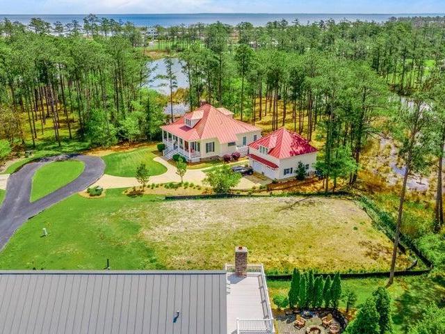 Land for sale in Oriental, North Carolina